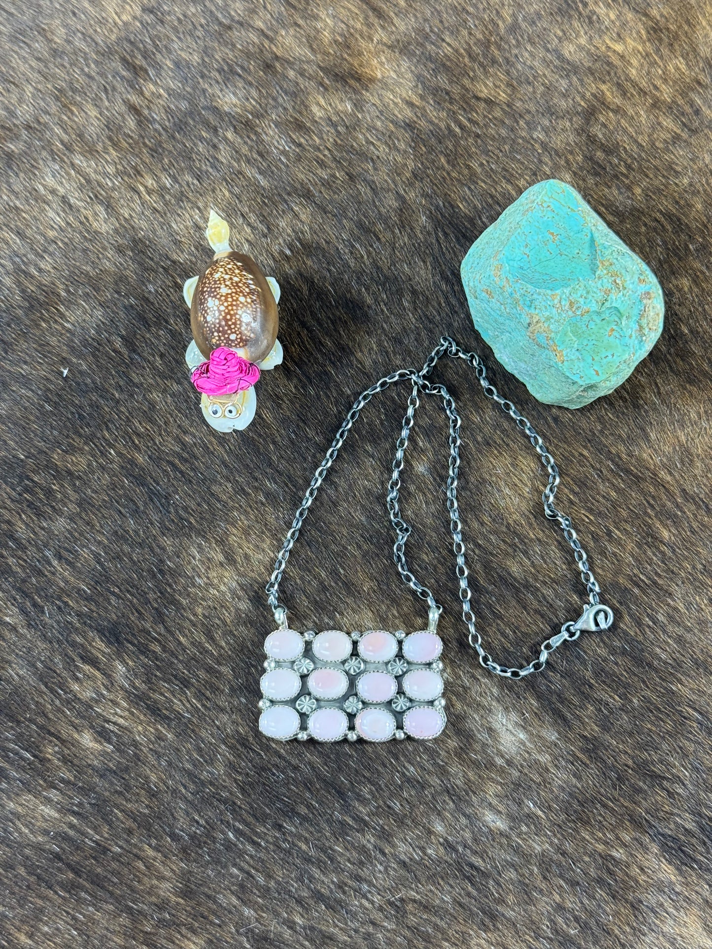 Pink Conch 3 Row Slab Fix Pendant Necklace