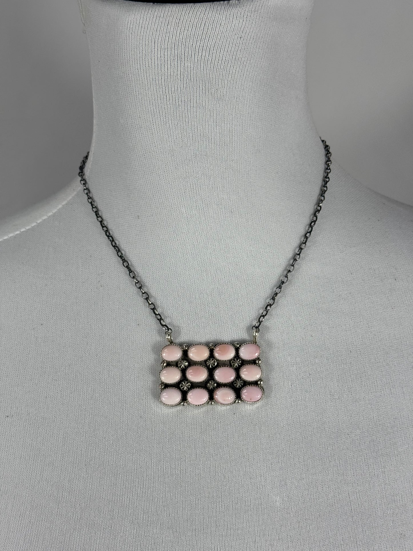 Pink Conch 3 Row Slab Fix Pendant Necklace