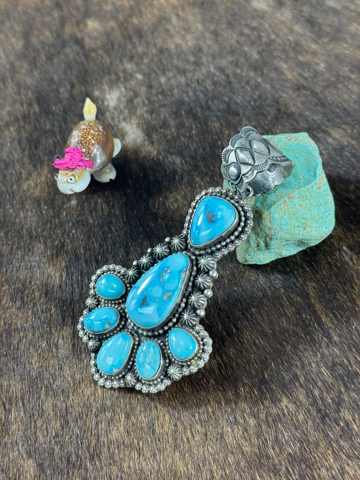 Golden Hills Halo Pendant
