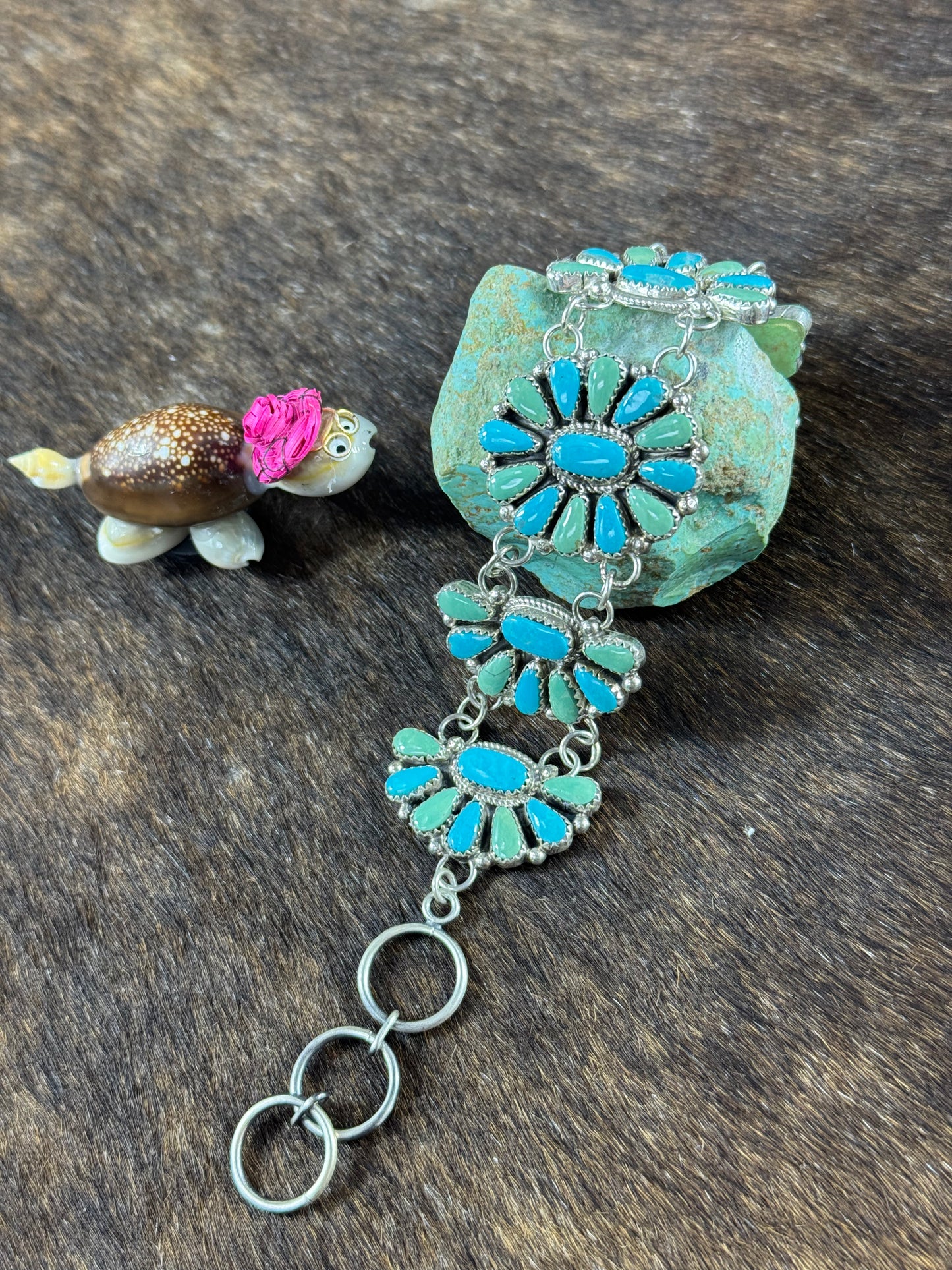 Kingman Turquoise Cluster Link Bracelet