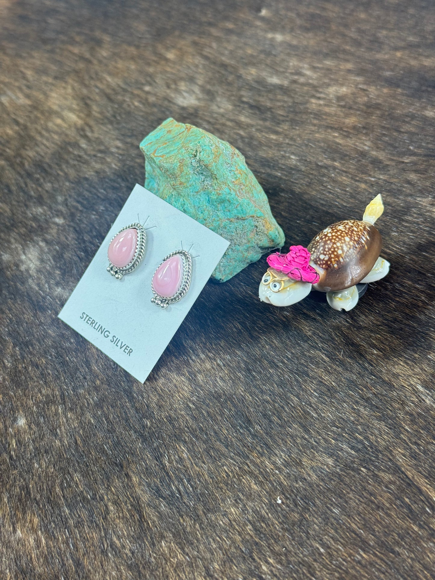 Pink Conch Teardrop Earring
