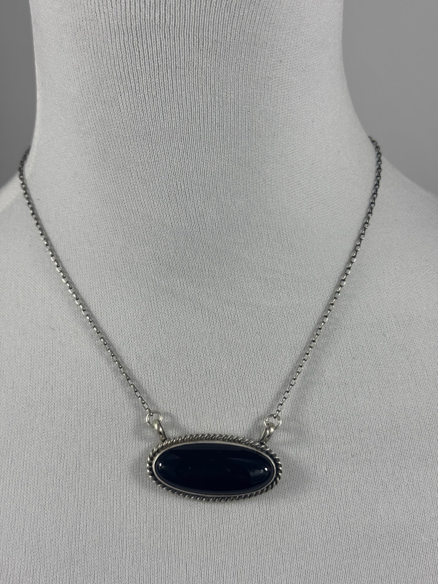Black Onyx Oval Fixed Necklace
