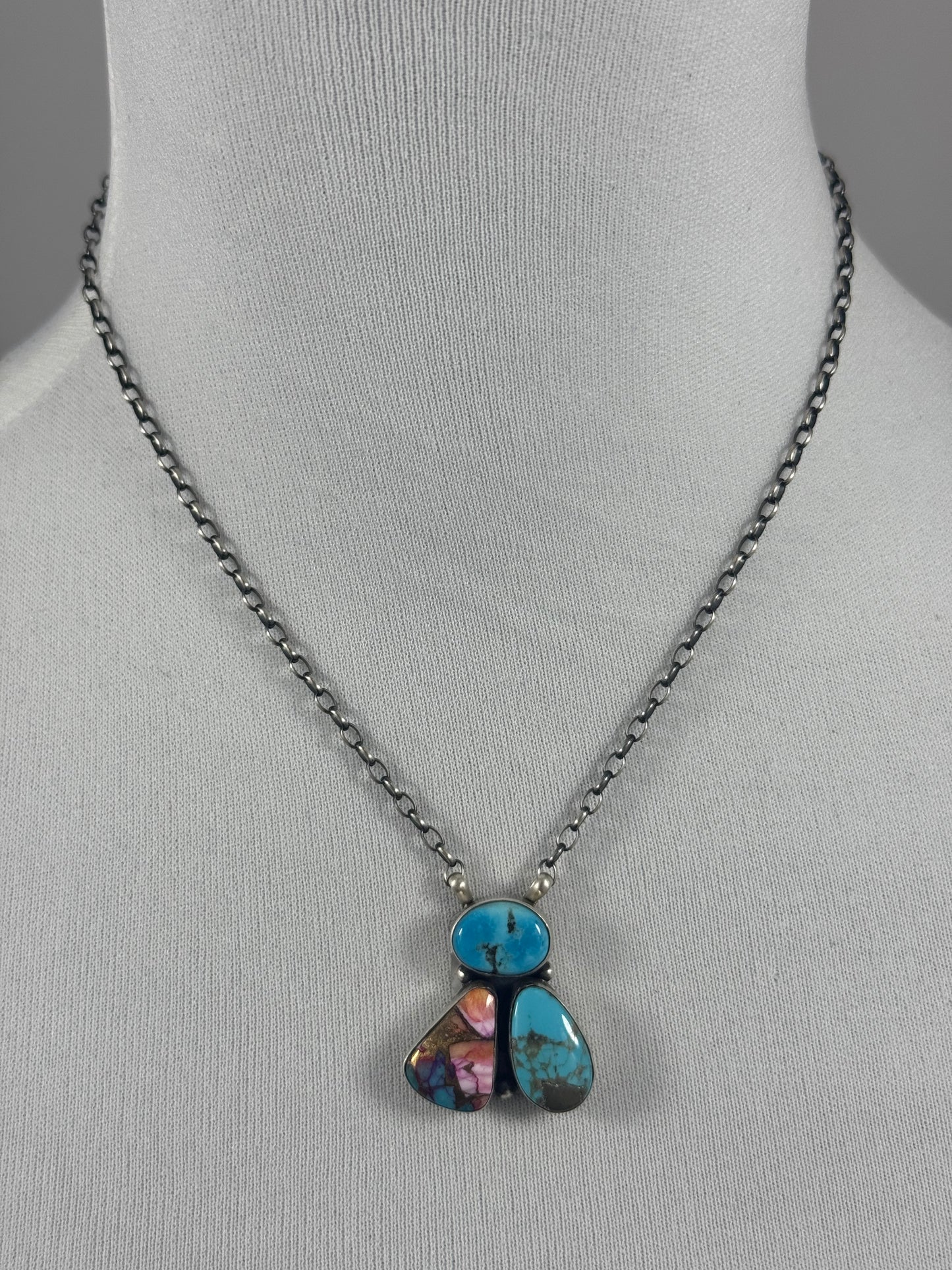 Multi Color Fixed Pendant Neckalce