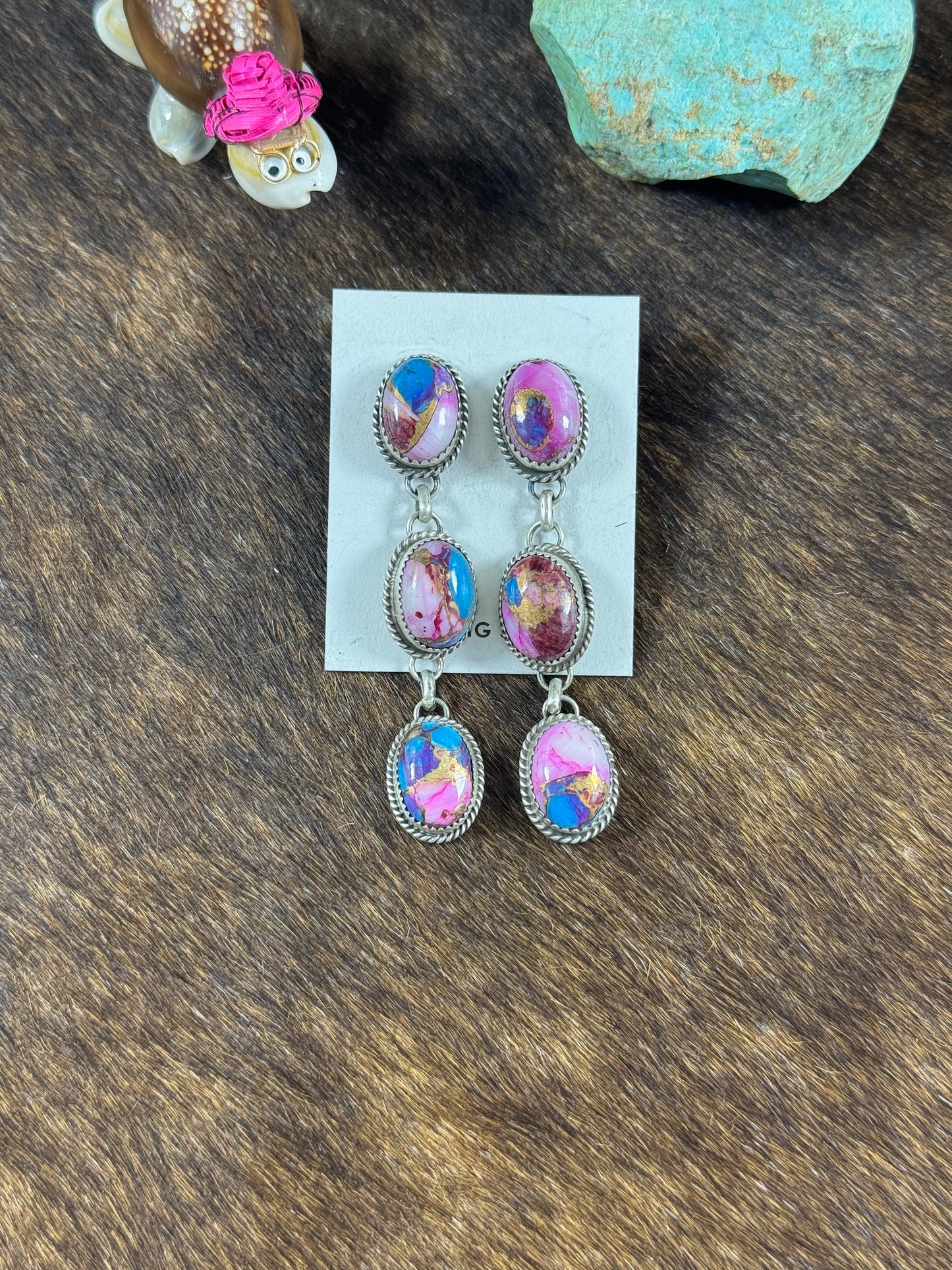 Dalia Dangle Earring