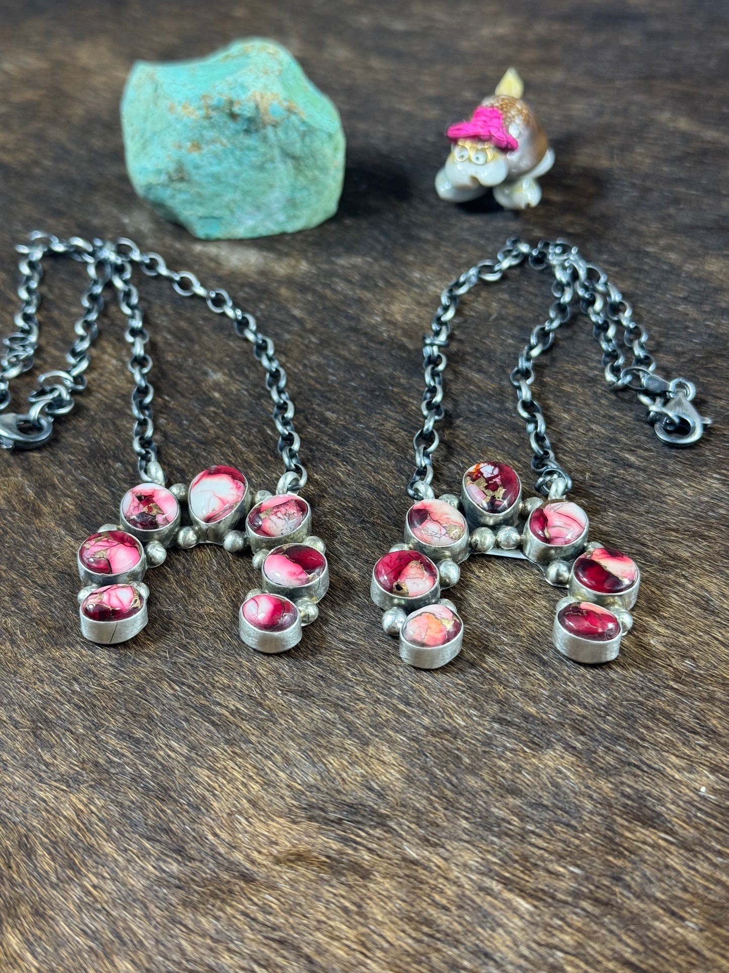 Dahlia Rose Naja Fixed Pendant Necklace