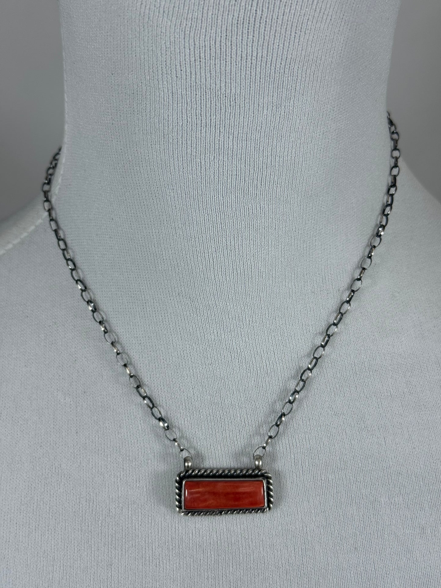 Spiny Bar Necklace