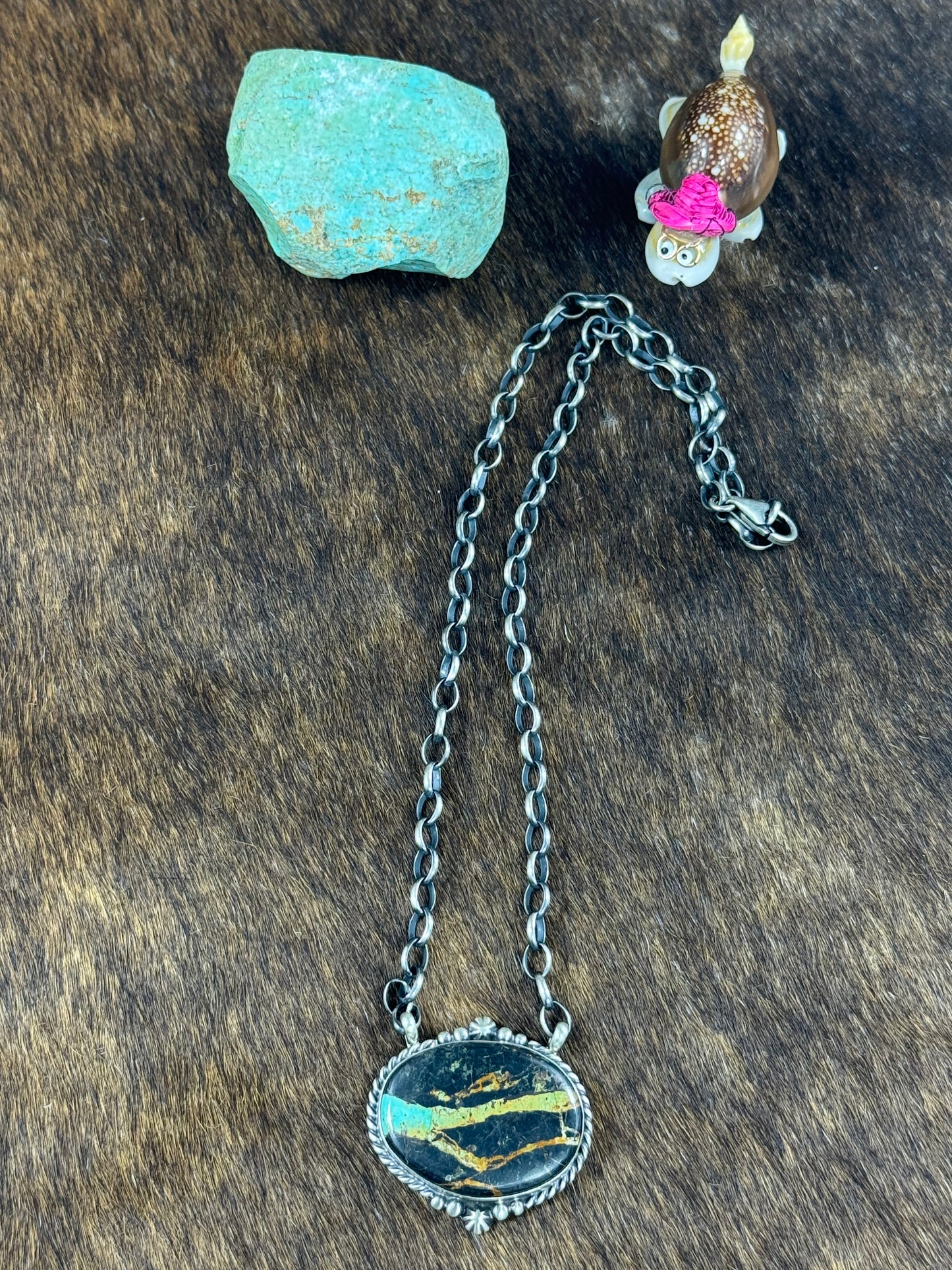 Black Jack Circle Fixed Pendant Necklace