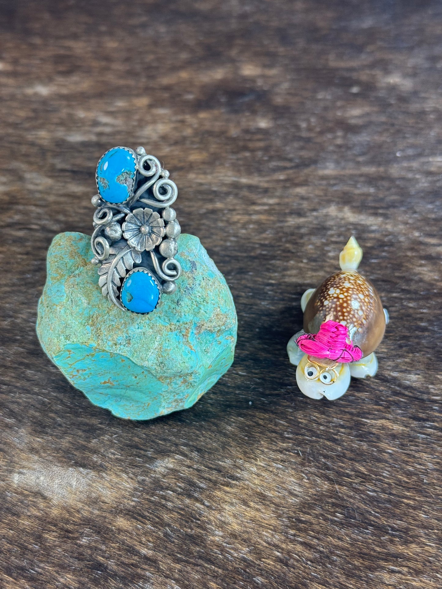 Sleeping Beauty Leaf Work Ring