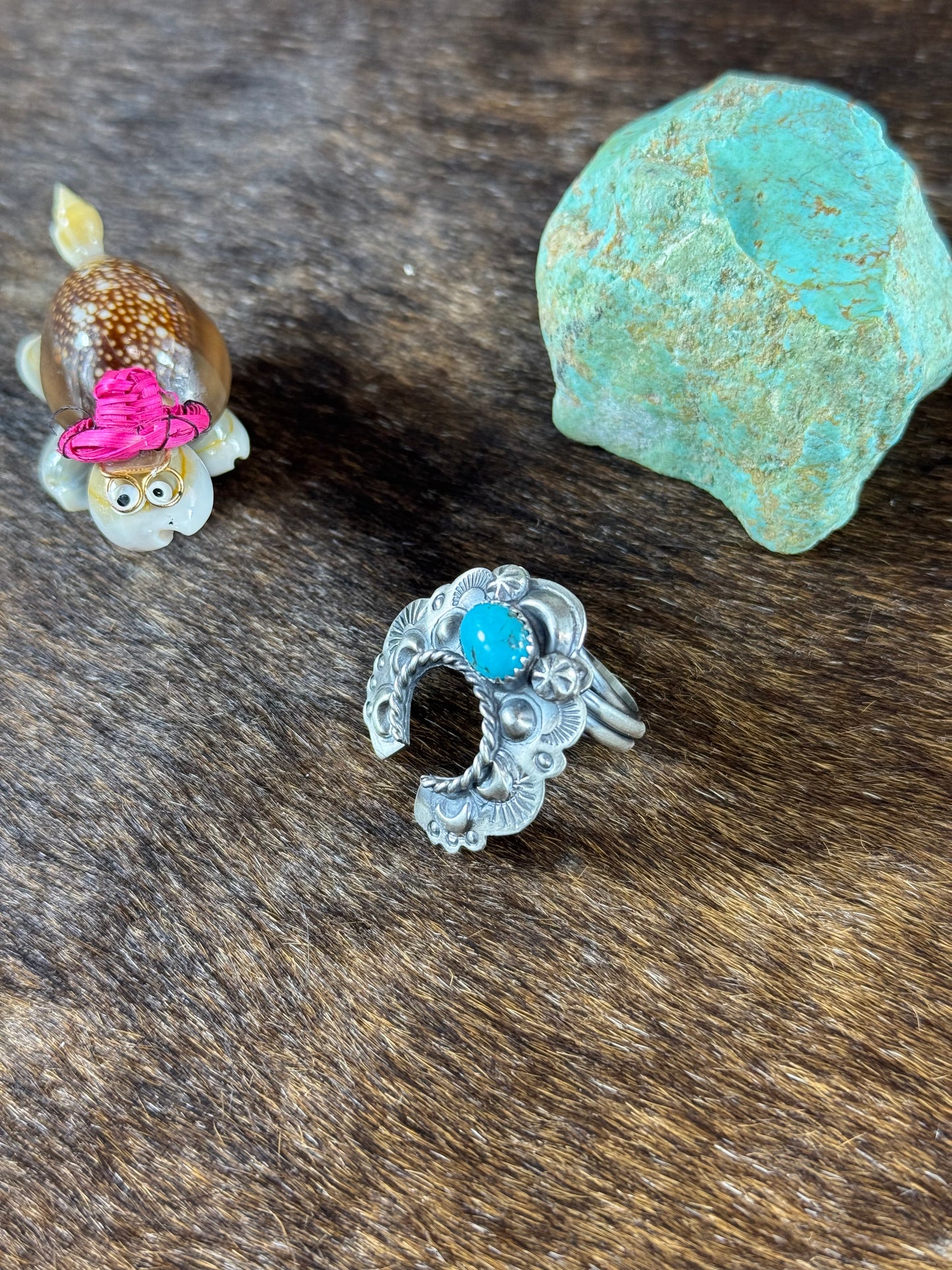 Kingman Turquoise Horseshoe Ring