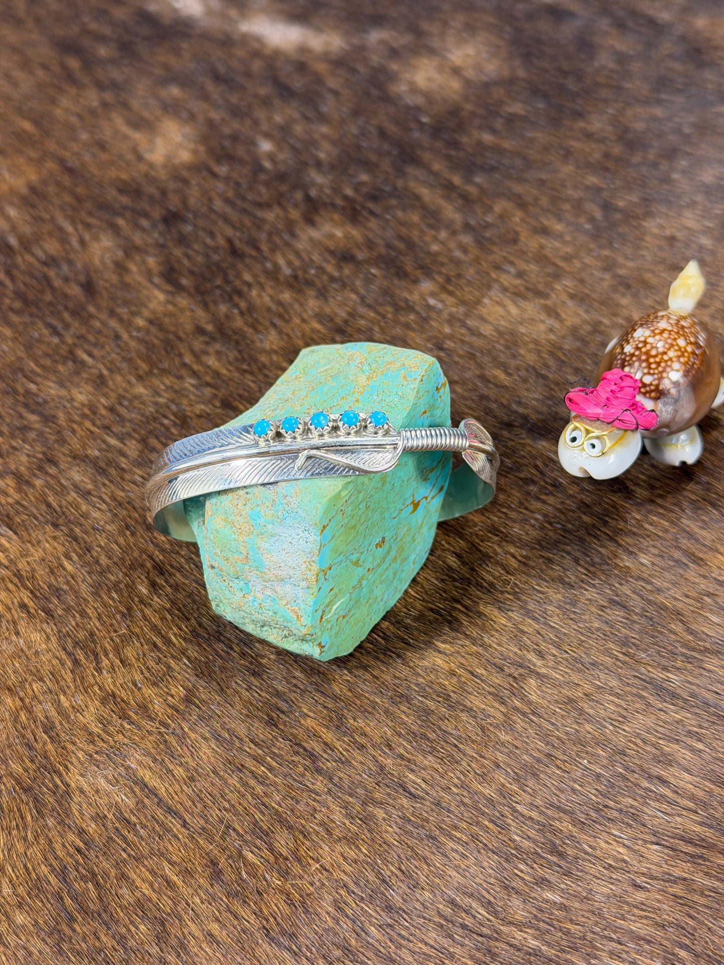 5 Stone Feather Breaclet