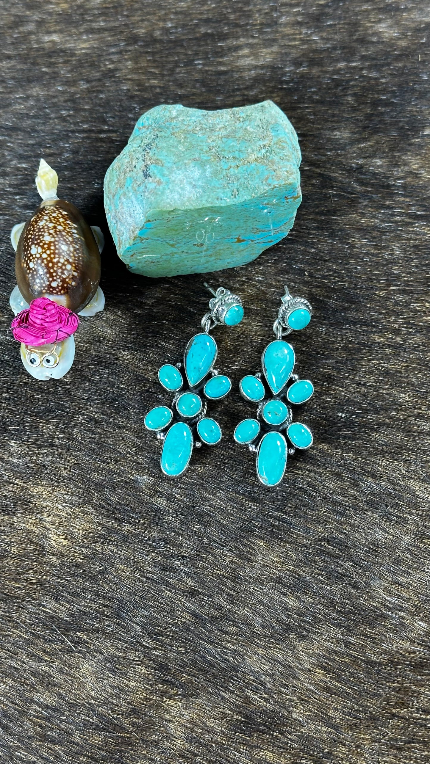Green Kingman Turquoise Bow Tie Earrings