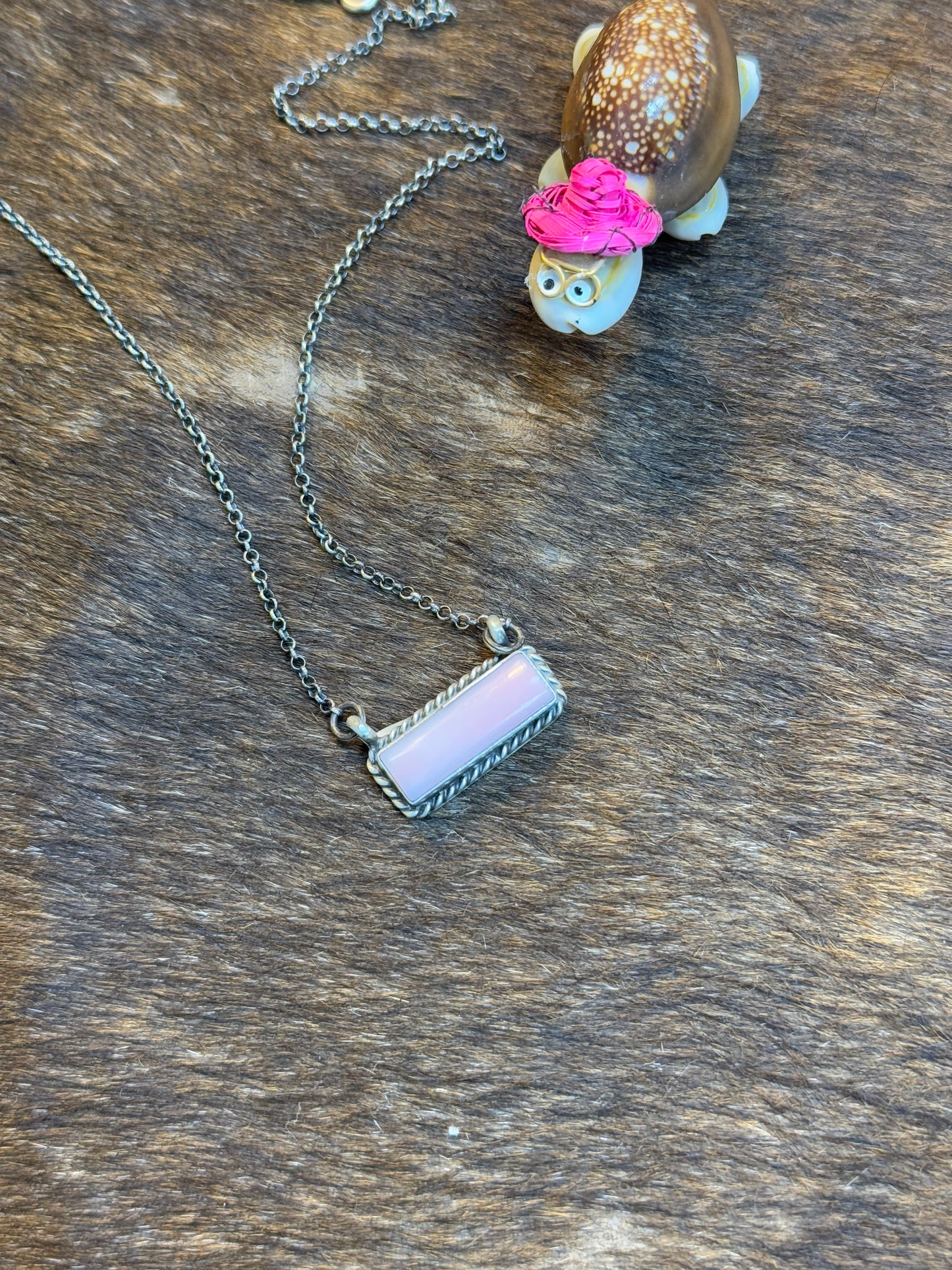 Pink Conch Twist Wire Bar Necklace