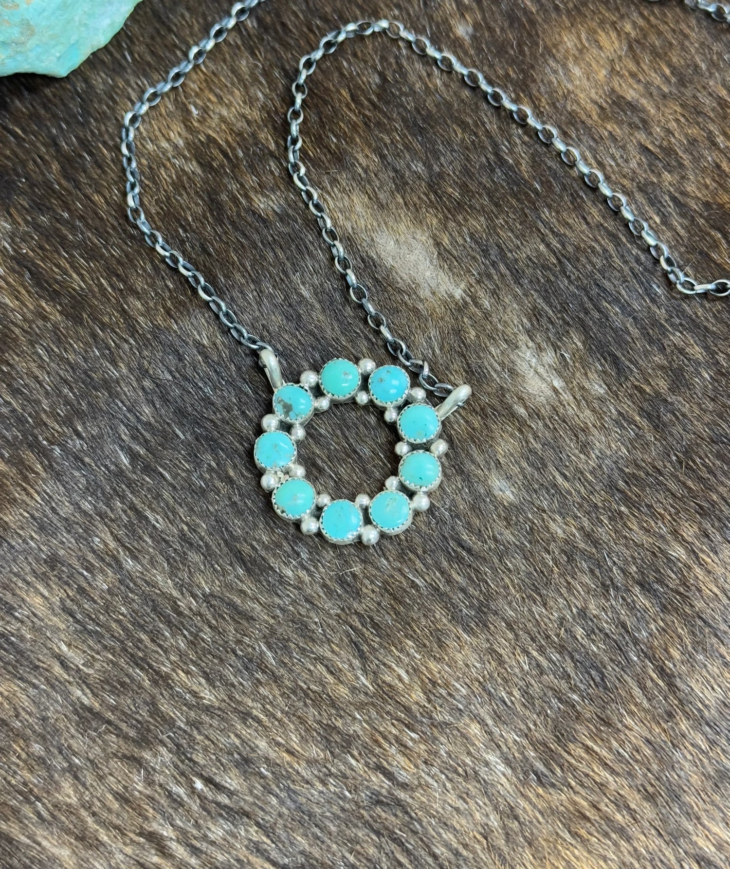 Necklaces & Pendants