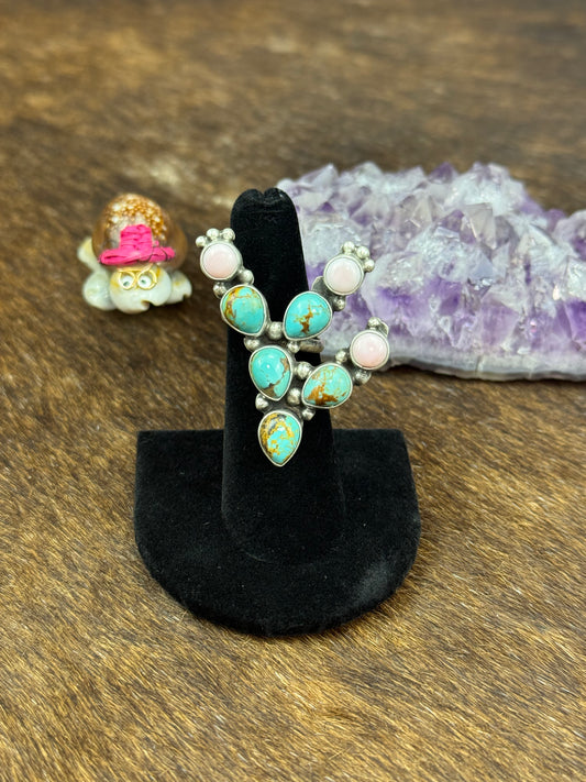 Kingman Turquoise and Pink Conch Cactus Ring