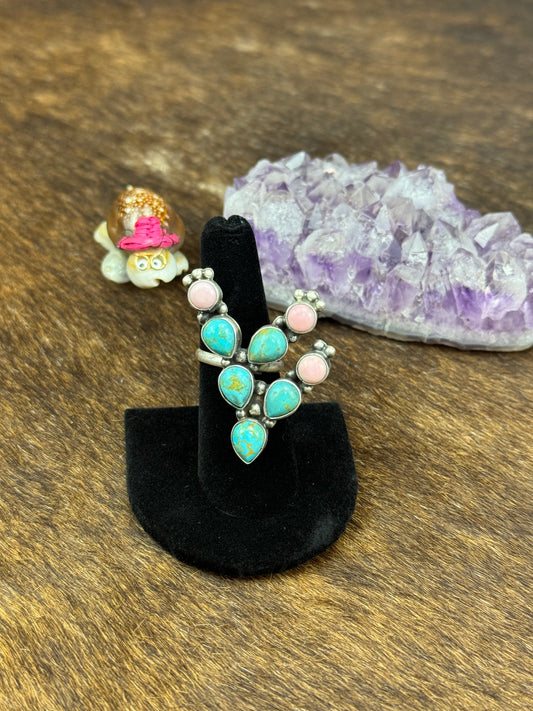 Kingman Turquoise and Pink Conch Cactus Ring