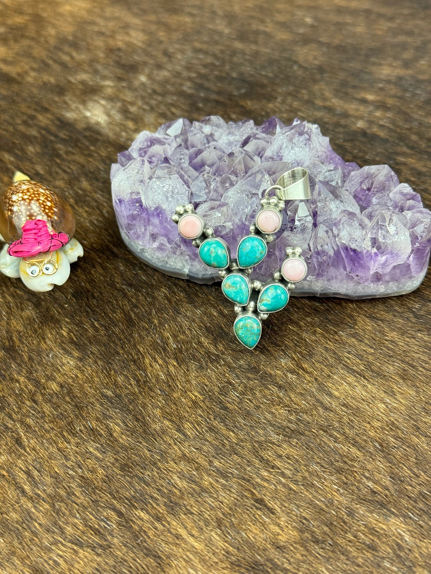 Kingman Turquoise and Pink Conch Pendant