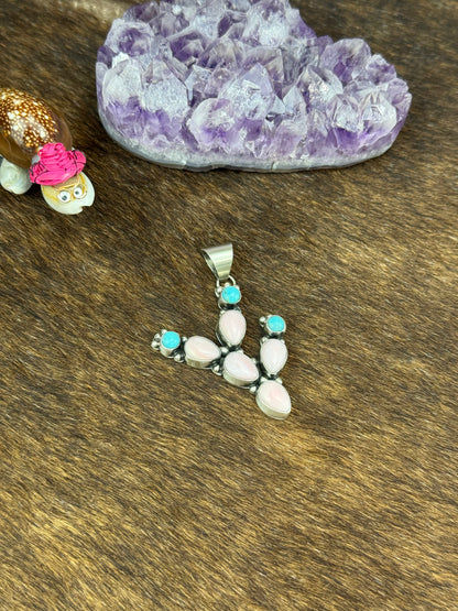 Pink Conch and Kingman Turquoise Pendant