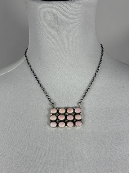 Pink Conch 3 Row Slab Fix Pendant Necklace