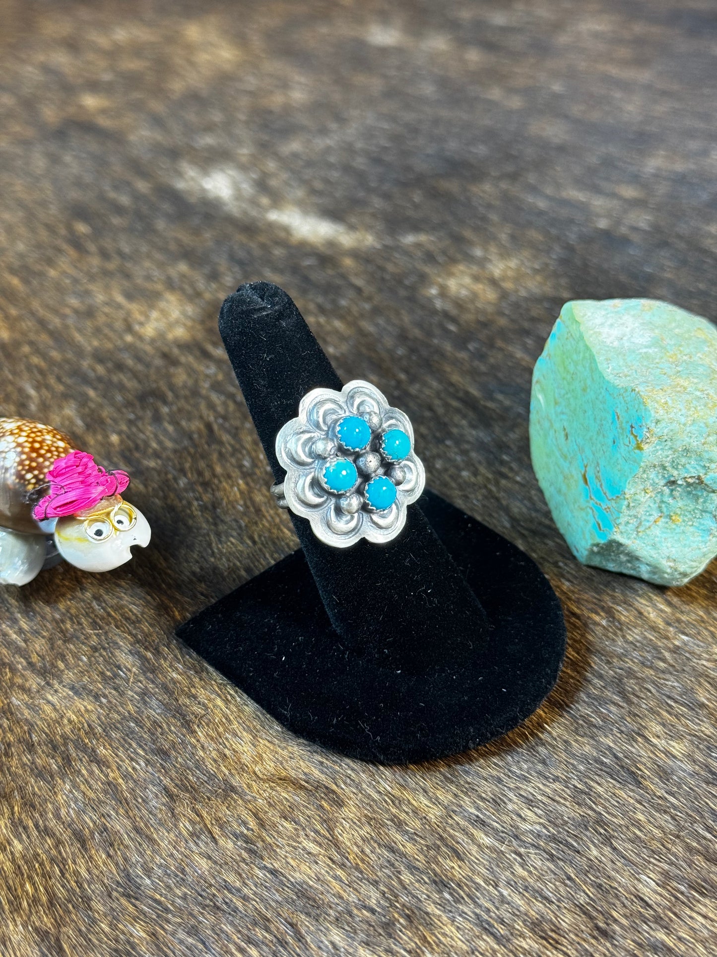 Kingman Turquoise Flower Ring