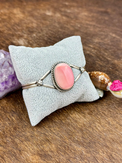 Pink Conch Sterling Silver Single Stone Cuff