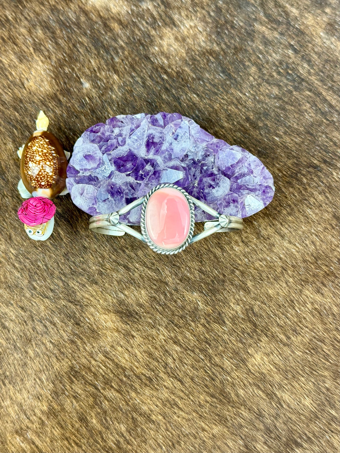 Pink Conch Sterling Silver Single Stone Cuff