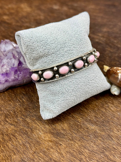 Pink Conch Sterling Silver 7 Stone Hollow Cuff