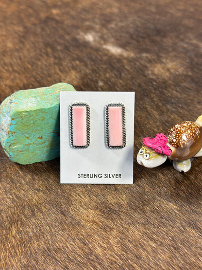 Pink Conch Bar Earrings