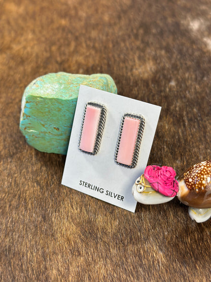Pink Conch Bar Earrings