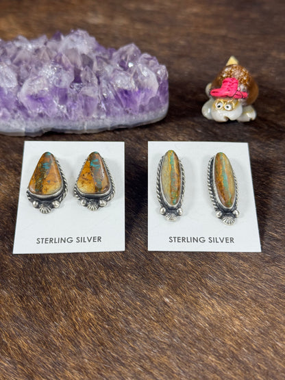Royston Ribbon Stud Earring