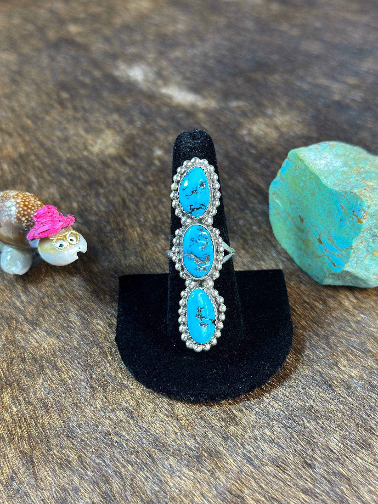 Sleeping beauty 3 stone ring