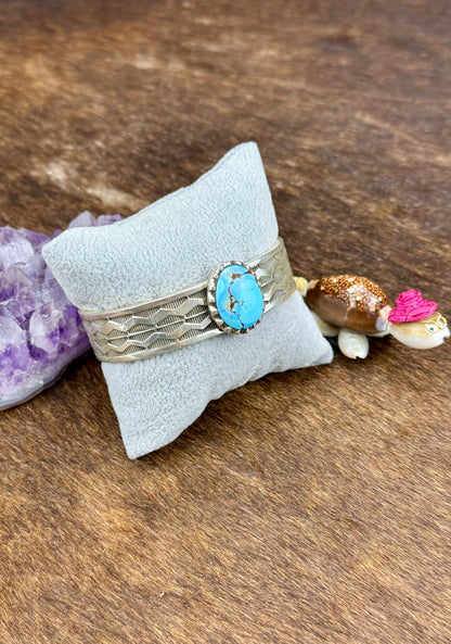 Golden Hills Sterling Silver Single Stone Oval Cuff