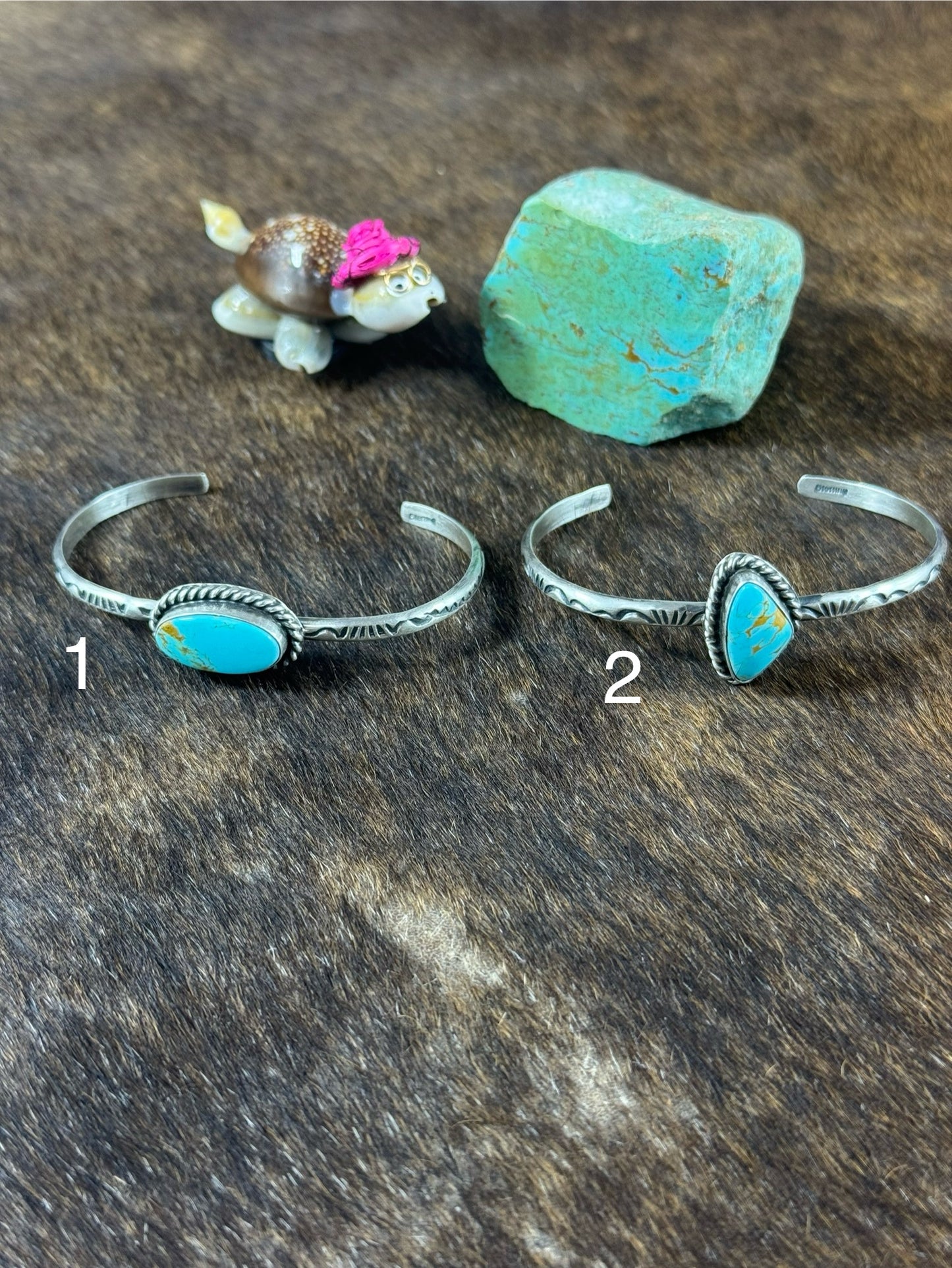 Kingman Turquoise Single Stone Stamp Bracelet