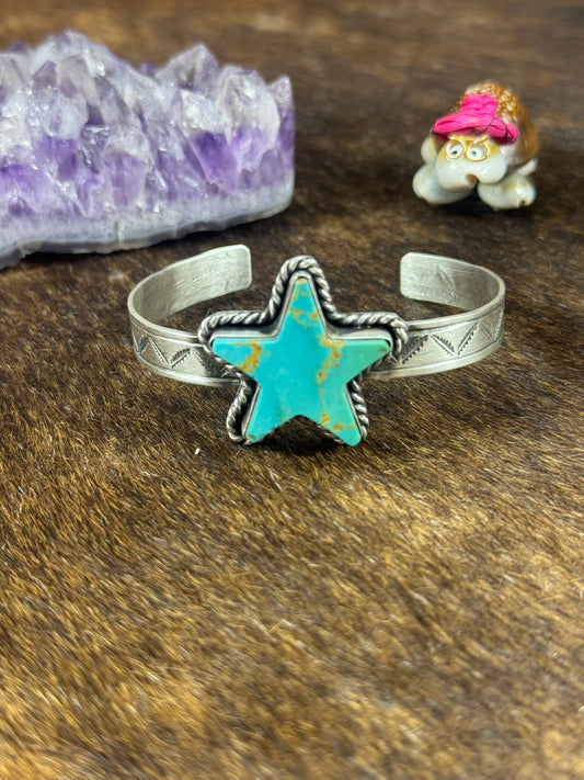 Green Kingman Turquoise Star Bracelet