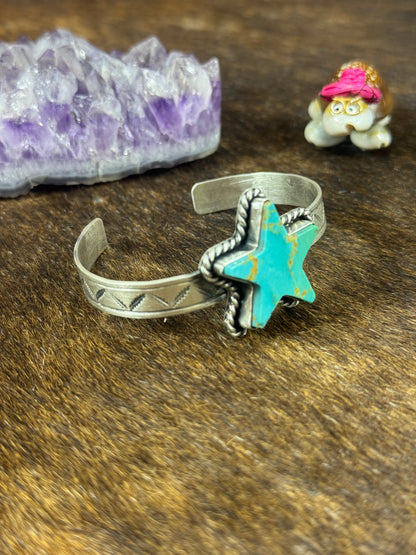 Green Kingman Turquoise Star Bracelet