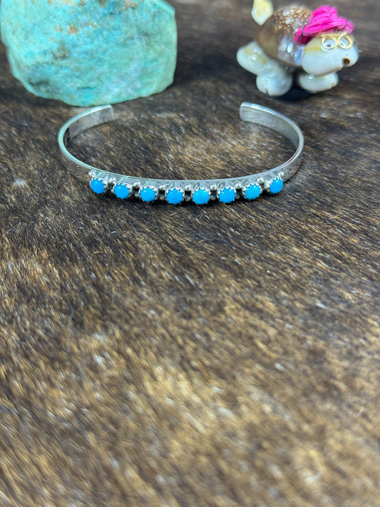 8 Stone Kingman Turquoise Circle Bracelet