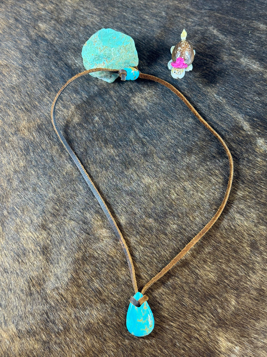 Kingman Turquoise Leather Necklace