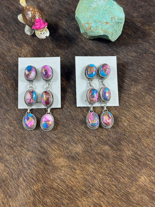 Dalia Dangle Earring