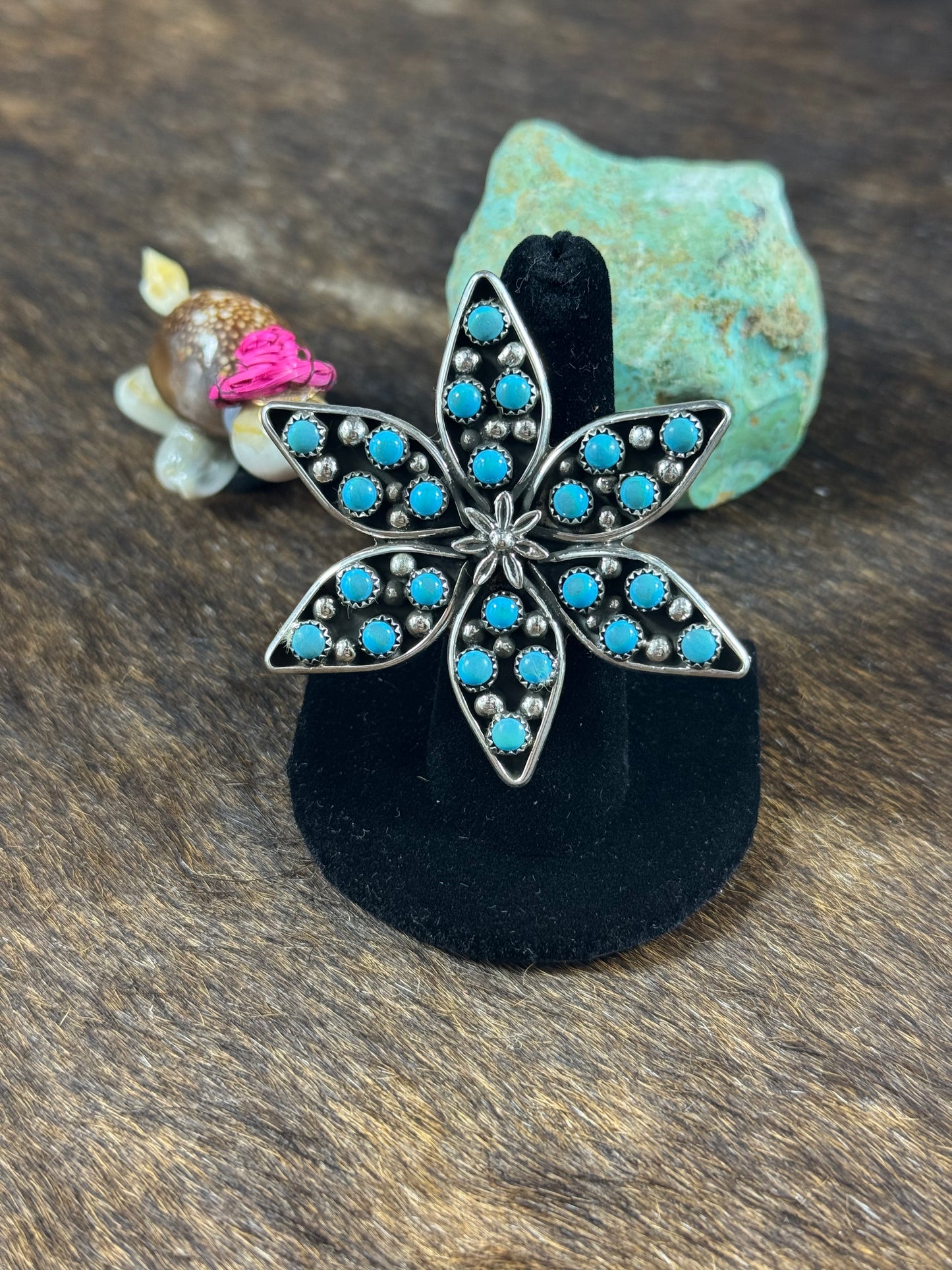Kingman Flower Ring