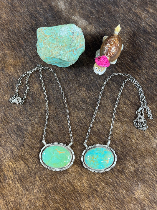 Kingman Oval Fixed Necklace