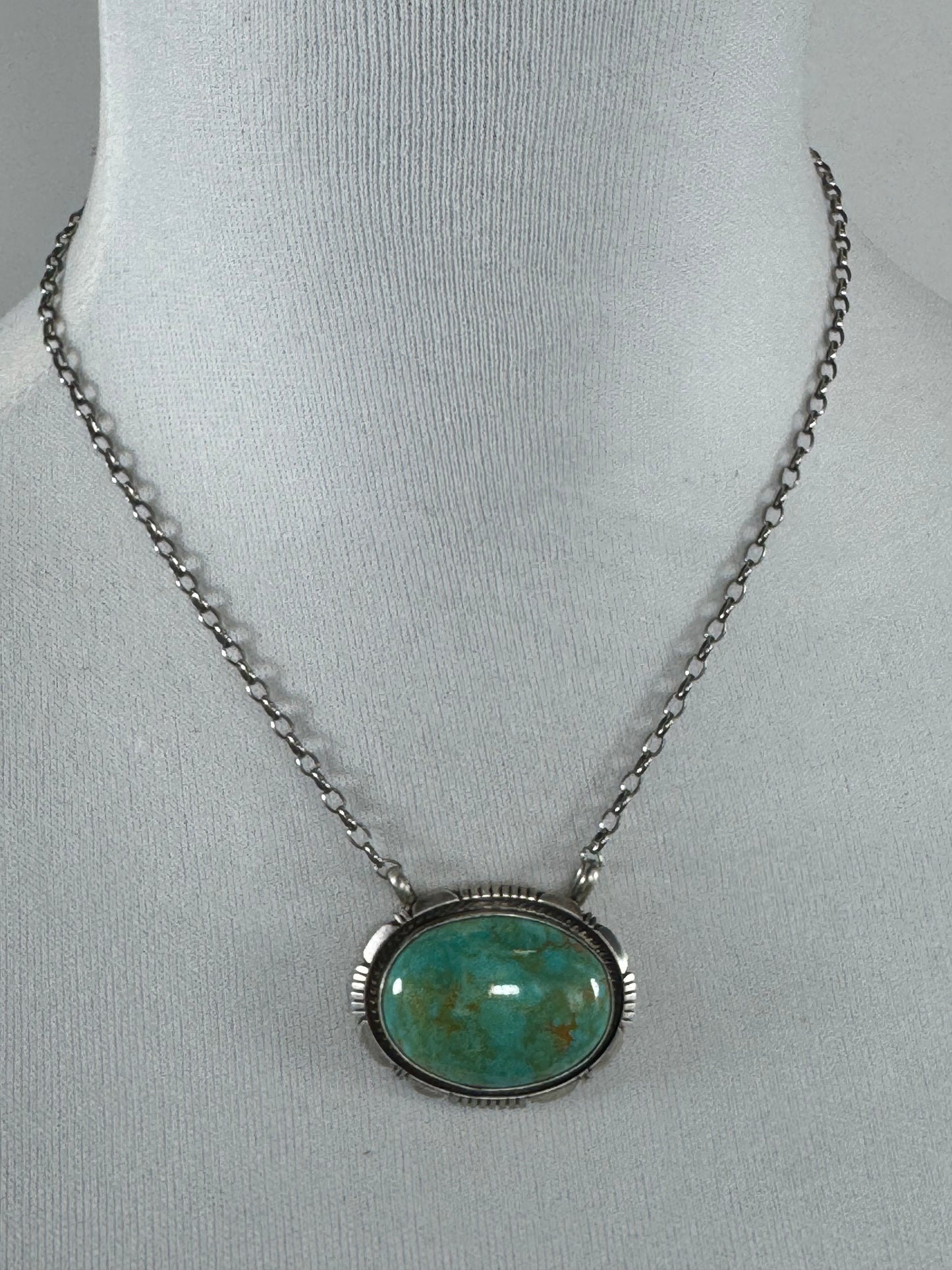 Kingman Oval Fixed Necklace
