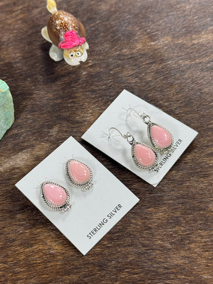 Pink Conch Simple Earring
