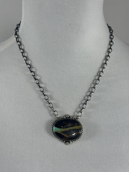 Black Jack Circle Fixed Pendant Necklace