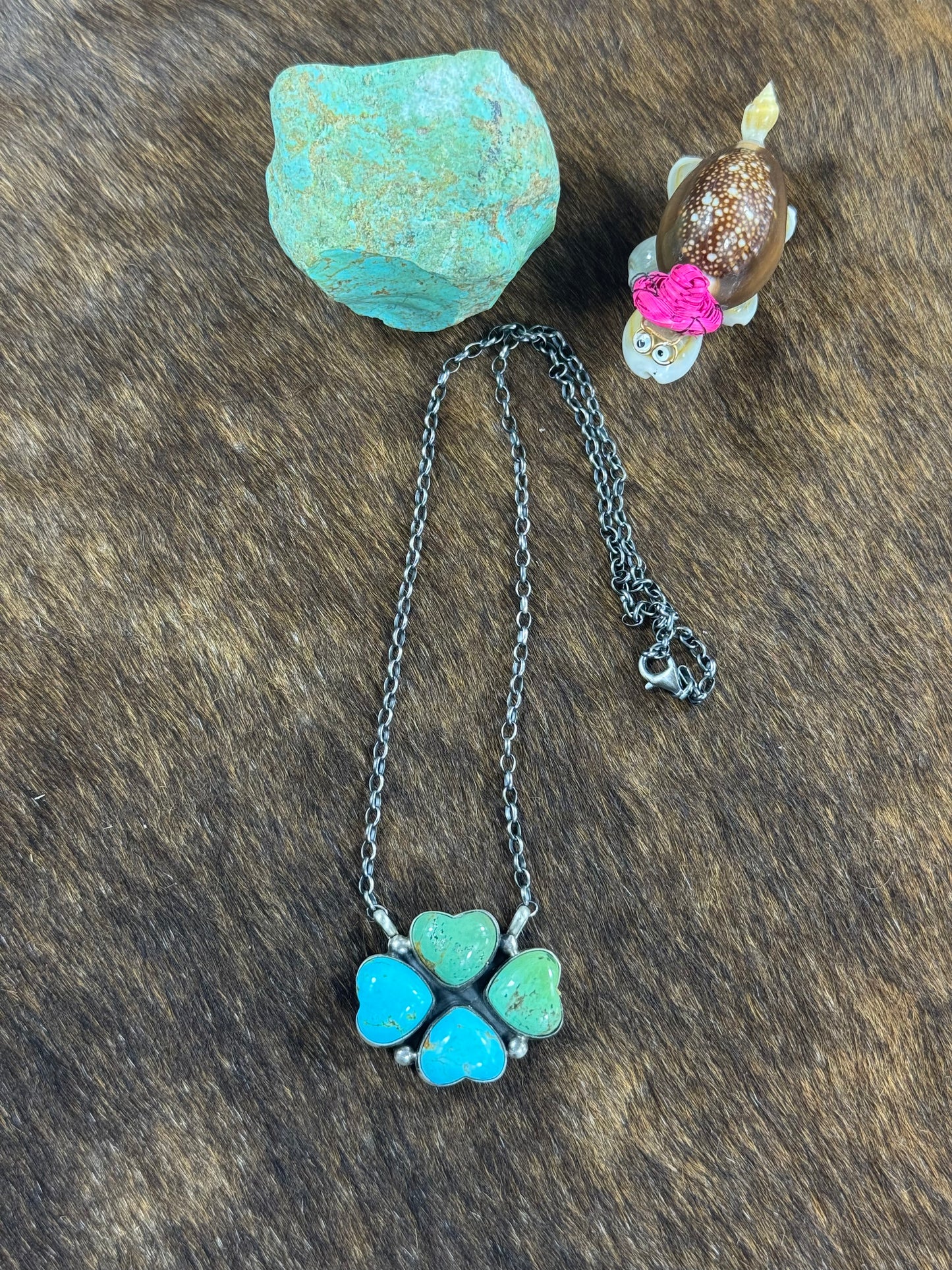 Kingman Heart Clover Fixed Pendant Necklce