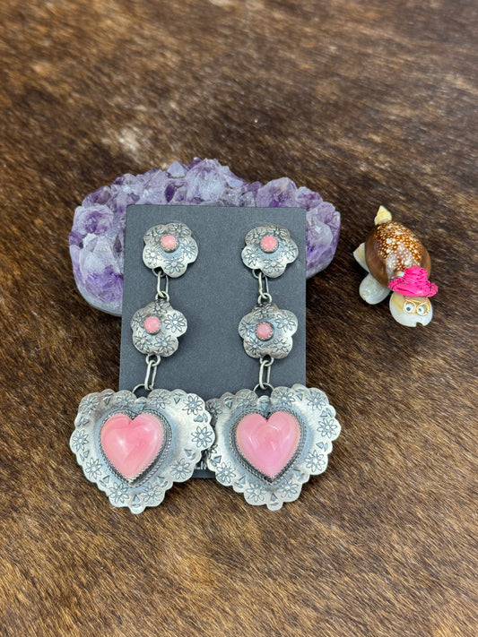 Pink Conch Heart Earring