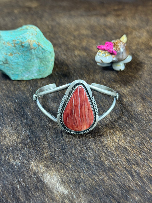 Red Spiny Teardrop Bracelet