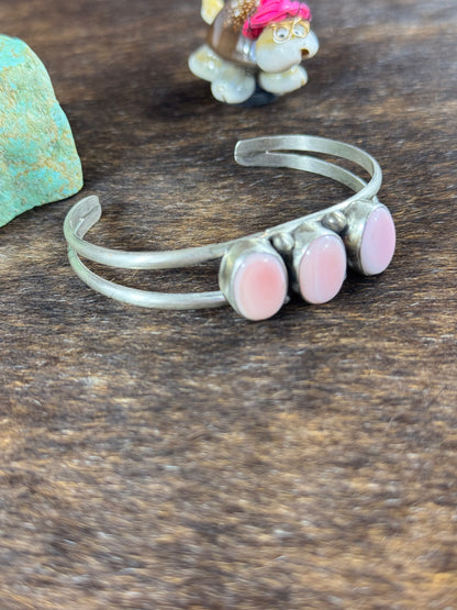 Pink conch 3 stone bracelet
