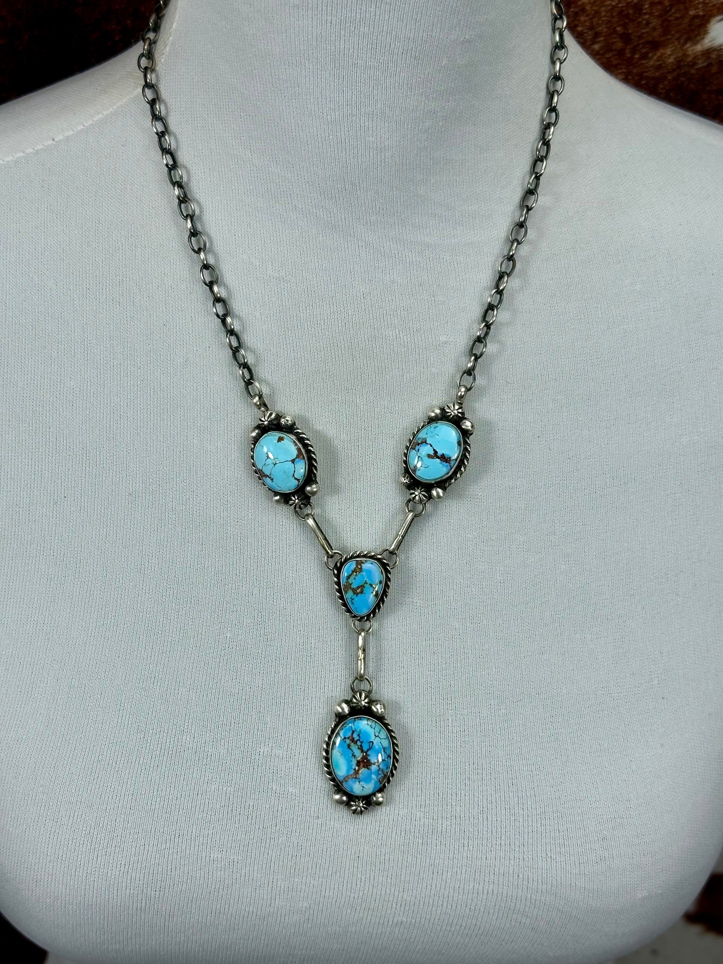 Golden Hills Lariat Set
