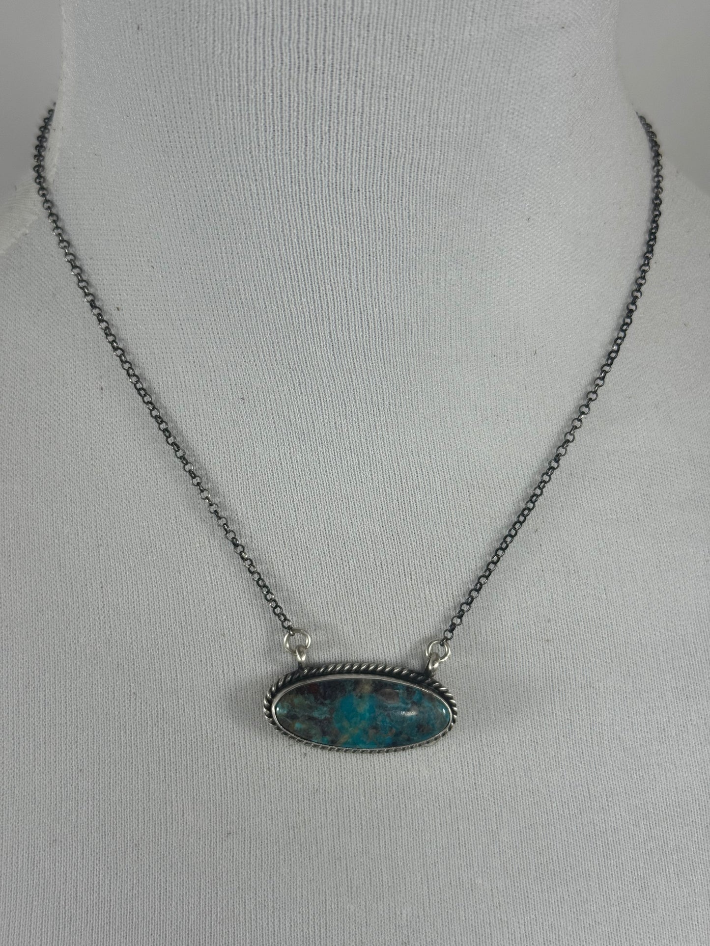Campitos Surfboard Necklace