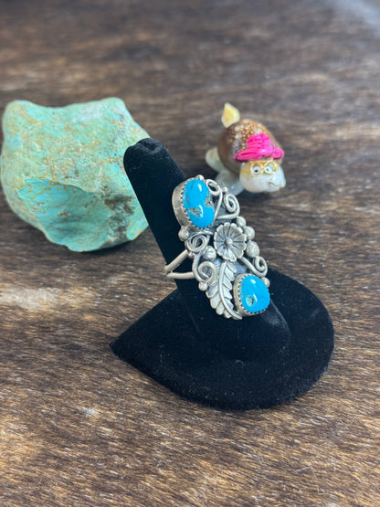 Sleeping Beauty Leaf Work Ring