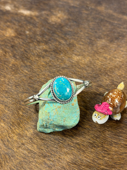 Single Stone #8 Cuff